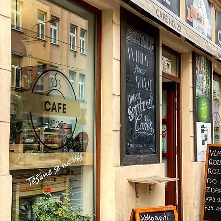 Apartments Cafe No.22 Prága Kültér fotó